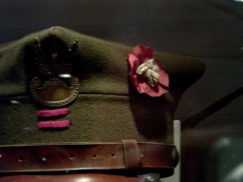 Polish cap detail